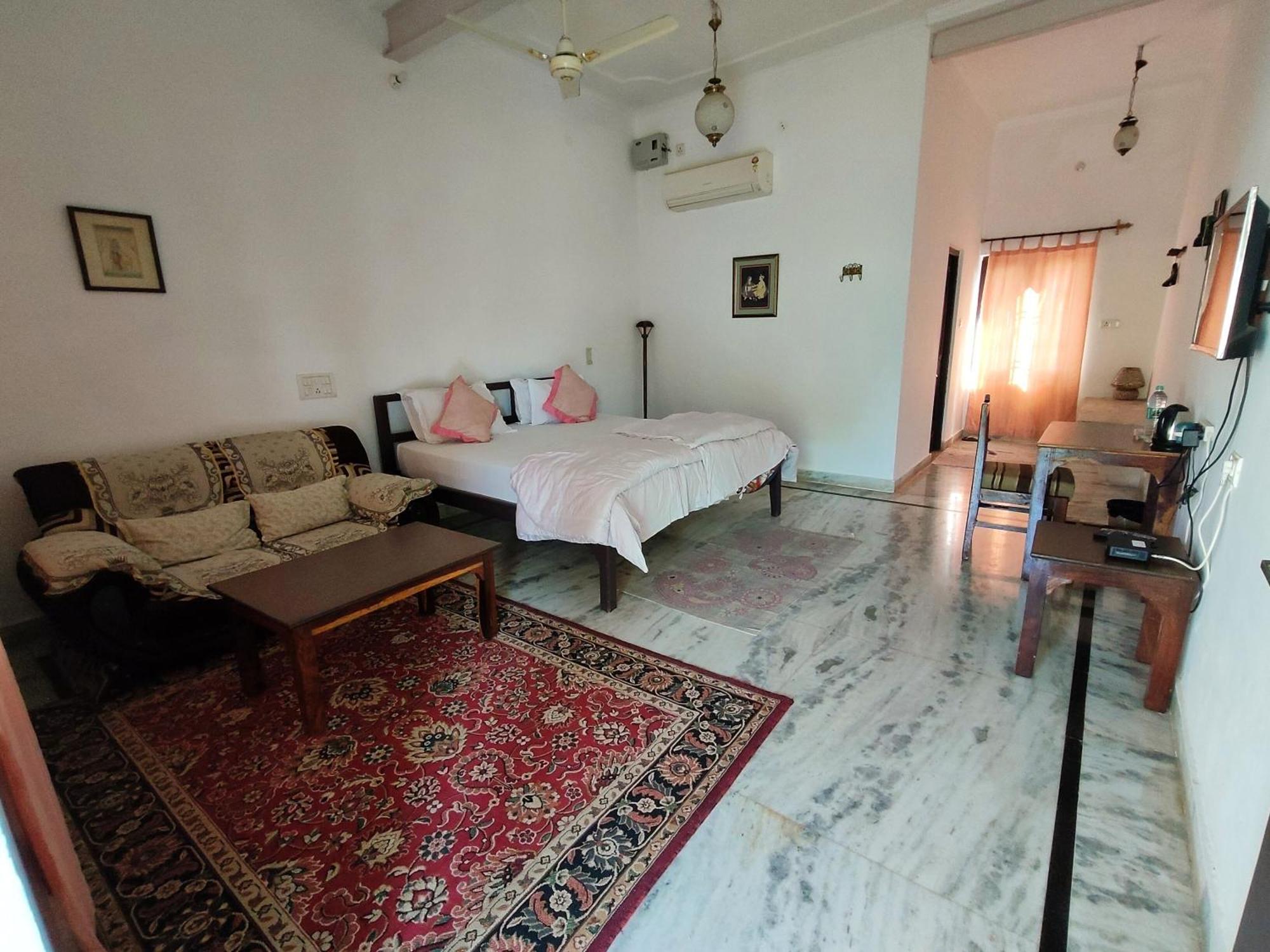 Royal Farm Bharatpur Διαμέρισμα Δωμάτιο φωτογραφία